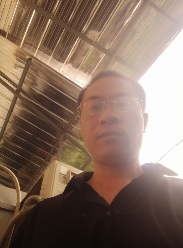 一个人好难的第七张照片--富顺交友中心